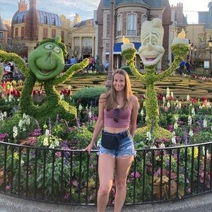 Meet your Posher, Nytasha